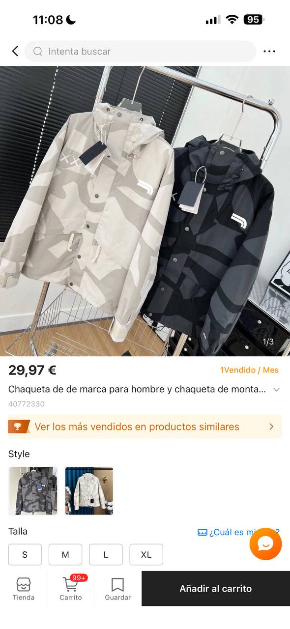Chubasquero North Face x Kaws
