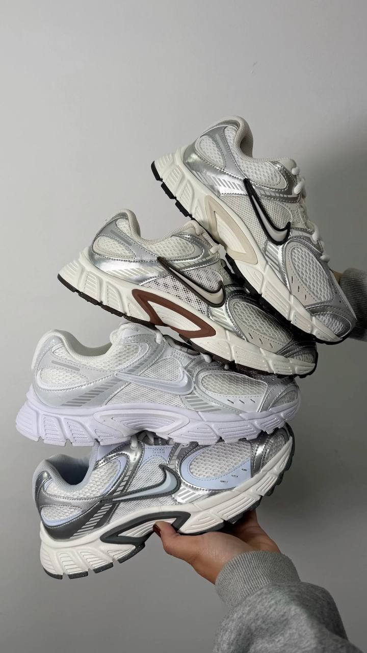 Nike Chunky Low Top Running Trainers