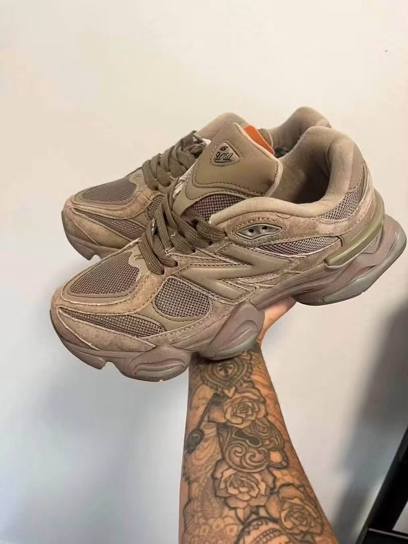New Balance 9060