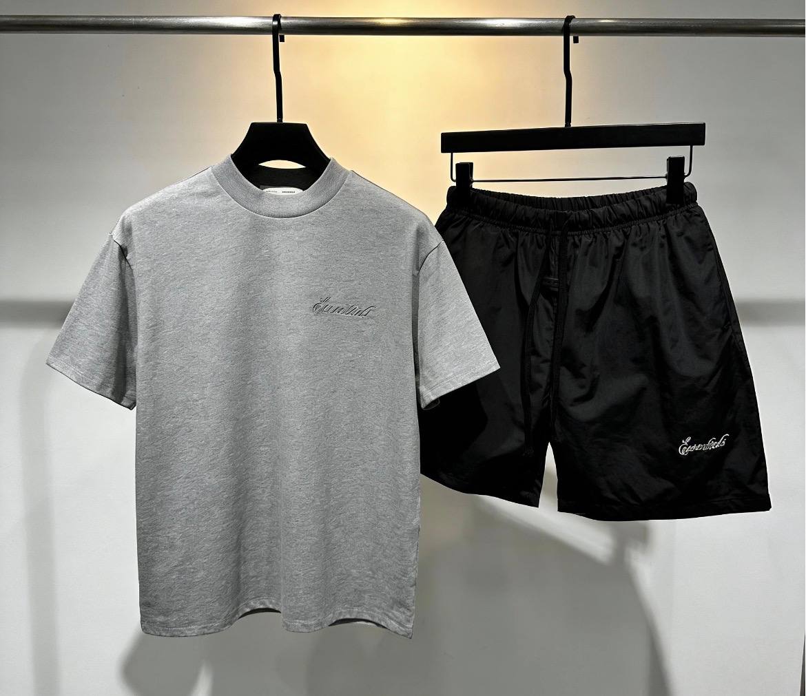 Essentials (conjunto)