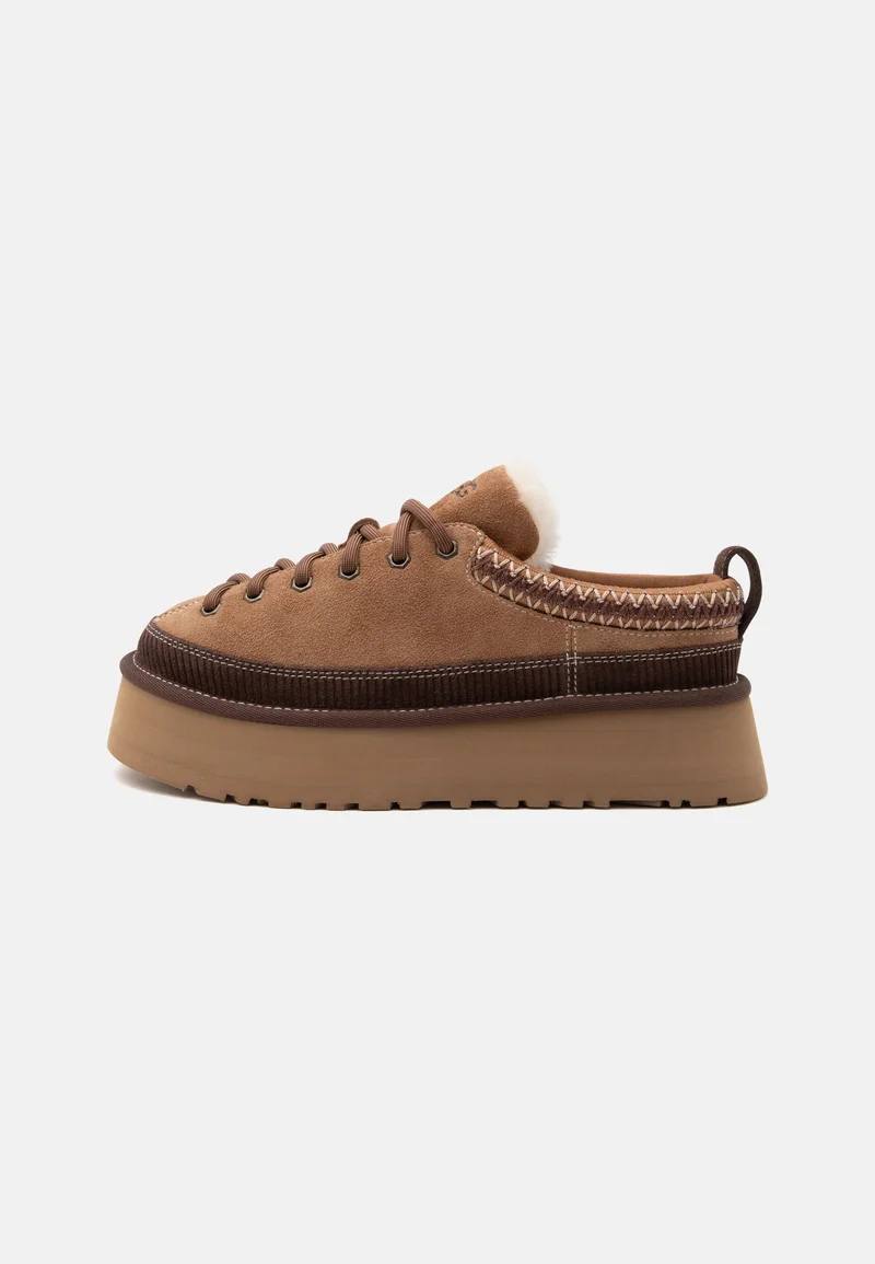 UGG Heritage Lace Up