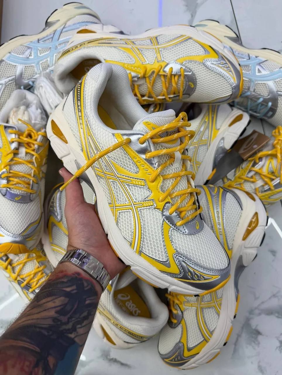 Asics Colores 🎨