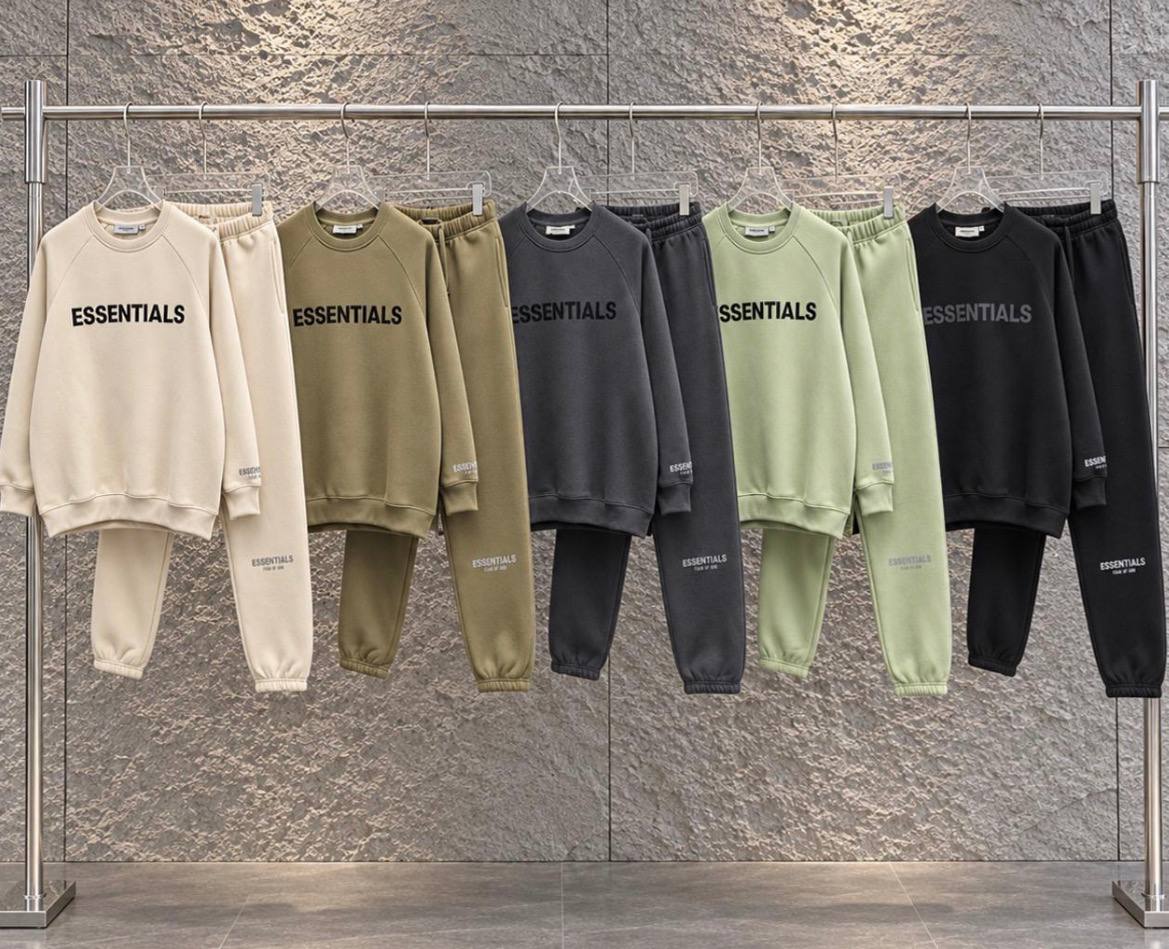 Essentials (conjunto)