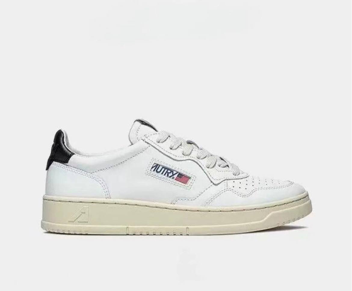 Autry Low Top Trainers