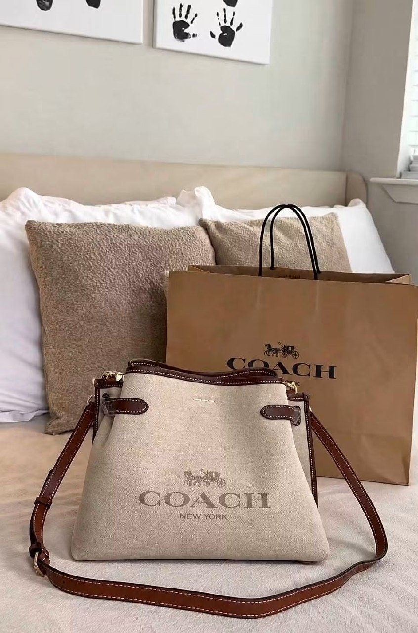Stacey Parker Coach 👜