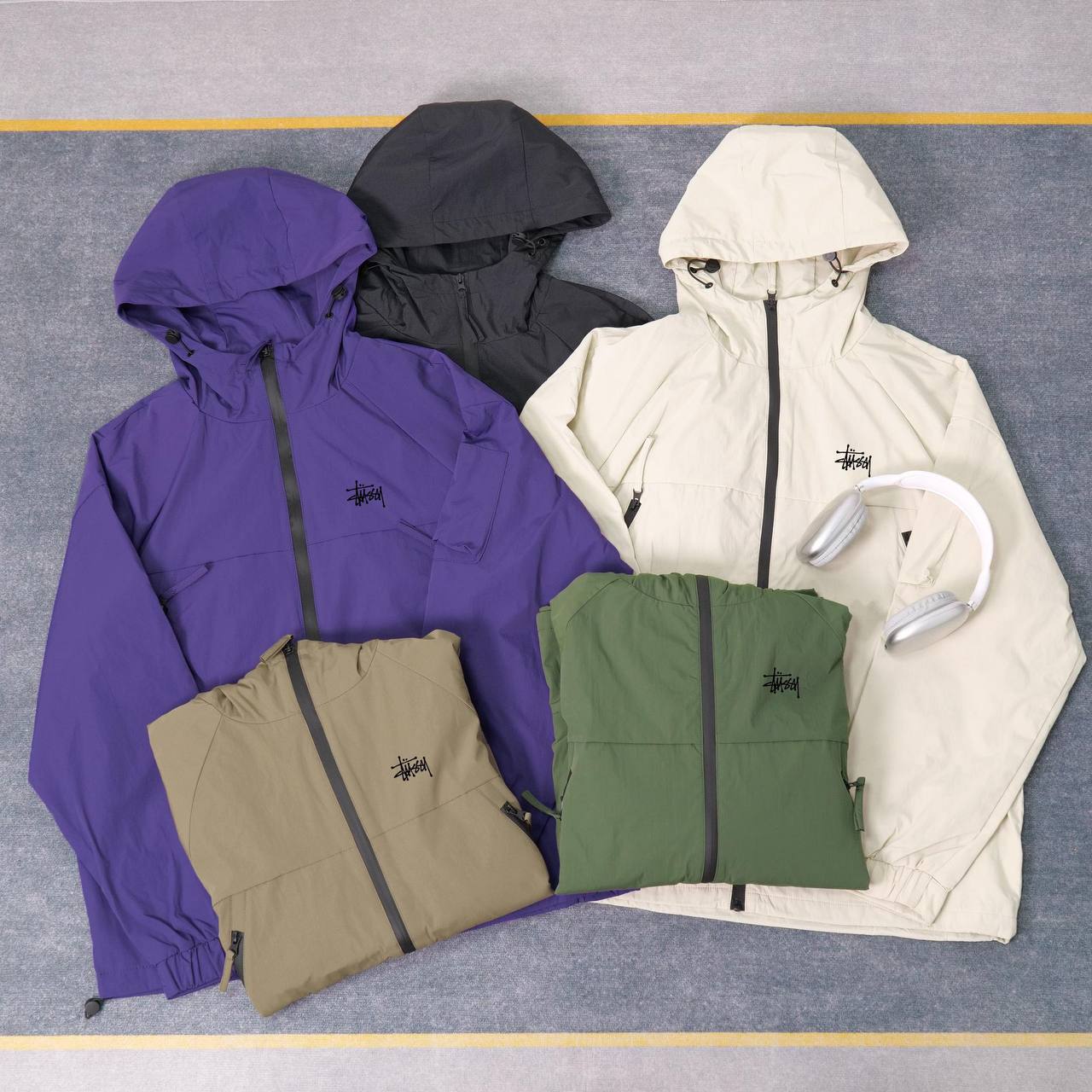 Stüssy Hooded Lightweight Windbreaker Jackets